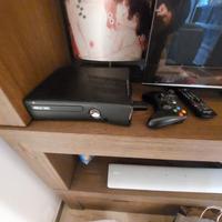 Console Xbox 360 con joypad