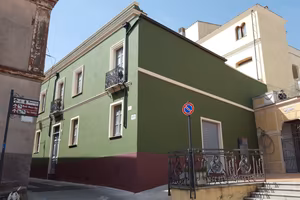 Palazzo storico uso affittacamere