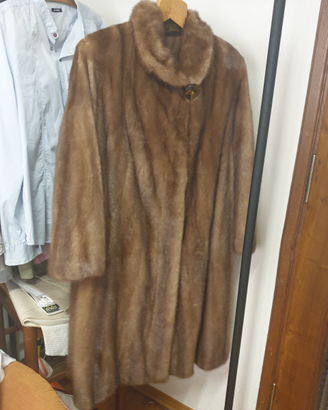 Cappotto di visone naturale