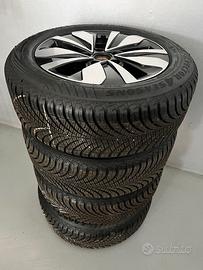 Gomme 4 stagioni e Cerchi VW da 16"