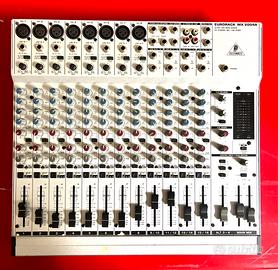 Behringer Eurorack MX2004A