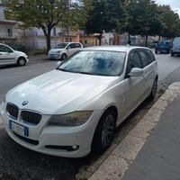 BMW  320 Turing