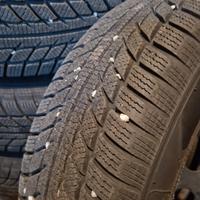 Gomme invernali 205/55 R16 con cerchio