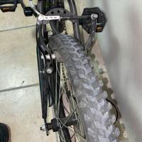 Bici B-Twin PREZZO ABBAZTANZA TRATTABILE