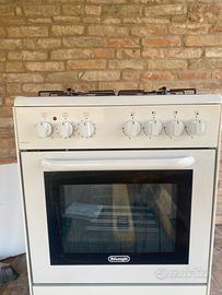 Cucina De’Longhi 4 Fuochi + Forno