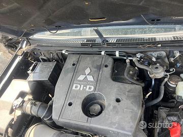 Motore Mitsubishi 3.2 did 4M41