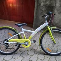 Bicicletta bambina Decathlon Btwin.