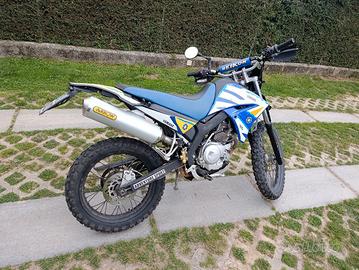 Yamaha xt 125 r