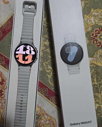 Samsung galaxy watch 7 44mm pari al nuovo