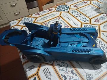Automobile Batman con Batman personaggio