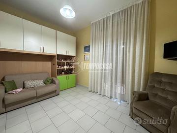 Appartamento a Napoli Via Giuseppe Testa 3 locali