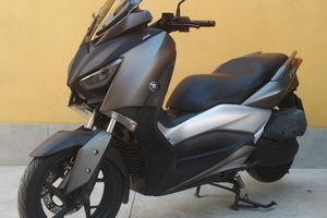 Yamaha xmax 300 