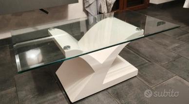 Tavolino in cristallo