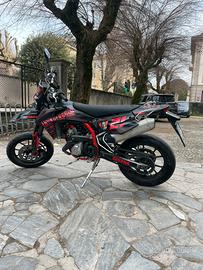 Moto Swm SM 125 R 2021