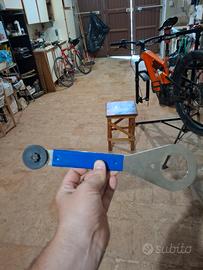 chiave motore oli e chiave parktool  bbt-9 