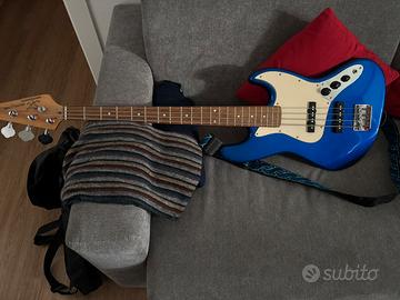Basso e ampli praticamente nuovi