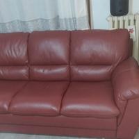 divano in pelle bordeaux 