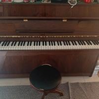 Pianoforte Yamaha tre pedali 