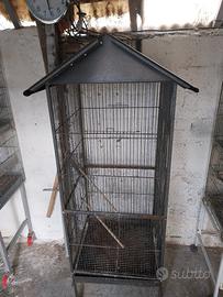 GABBIA PER PAPPAGALLI E CANARINI