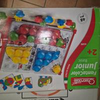 Gioco con chiodoni per bambini da 2+