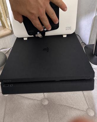 PlayStation 4 Slim 1TB