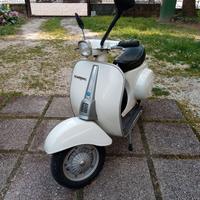 Vespa 50 Special