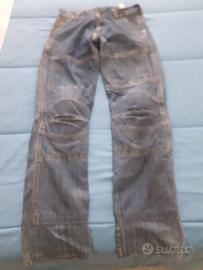 pantalone moto in jeans 