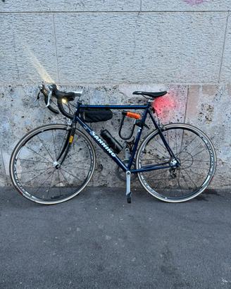 Bici da corsa telaio acciaio forcella carbonio