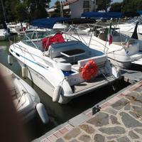 Sea Ray 230 Sundancer