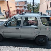 Subaru 4x4 Justy. a GPL. leggi bene 