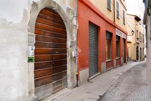 NEGOZIO A SONDRIO