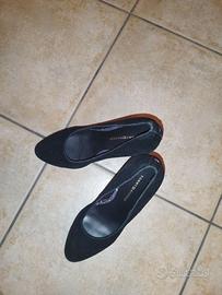 Décolleté Tommy Hilfiger in camoscio nero - Come n