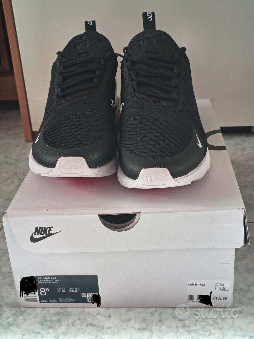 Nike Air Max 270 – nero/bianco taglia EU 42, nuove Abbigliamento - Main Image