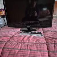 tv samsung 22 pollici