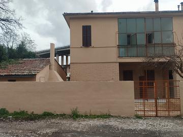 Via trevi rif 851