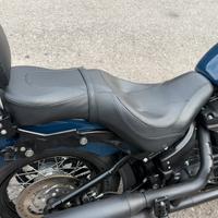 Sella Harley Davidson Street Bob