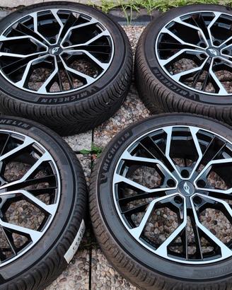 Cerchi da 19 con gomme per Mini e Bmw