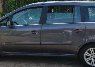 Opel Zafira regolatore gas radiatori tergicristal