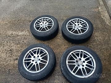 Cerchi con gomme termiche per Audi