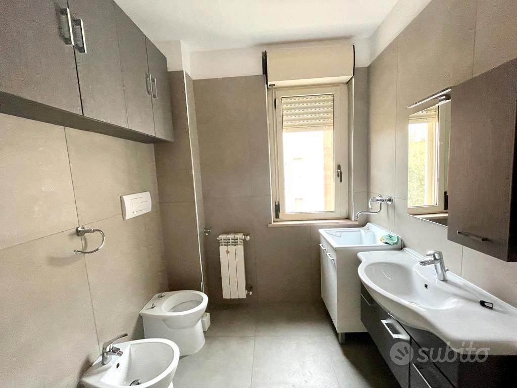 Via Fares appartamento con 2 garage e soffitta - Vista 3