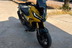 Honda XADV 750