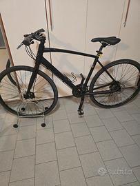 bicicletta tenuta bene come nuova