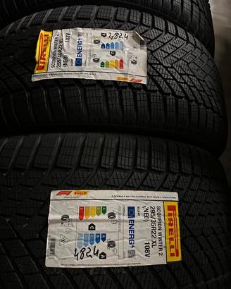 255 40 22 - 295 35 22 Gomme Invernali Pirelli NEW