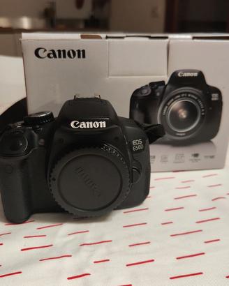 Canon 650d  + obiettivo 18-55 con borsa e scatola