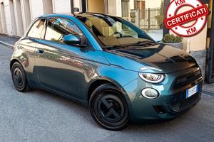 Fiat 500e Giorgio Armani 42 kWh (118cv) praticamen