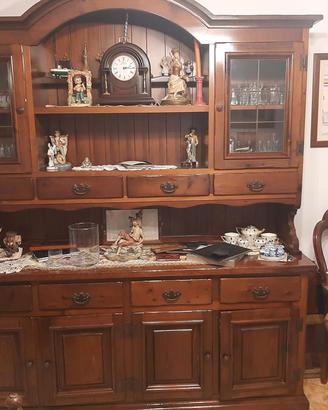 Credenza 