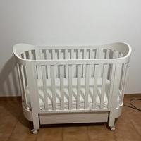 Lettino con le stecche per bambini