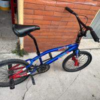 Bicicletta BMX 20’