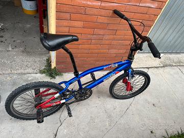 Bicicletta BMX 20’