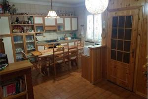 Villa di 165 m² con più di 5 locali e box auto dop